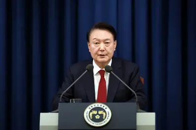 Standoff in Seoul: Police blocked from raiding presidential office in Yoon probe