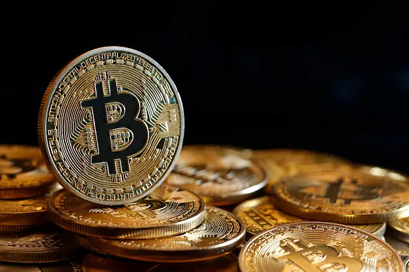 Bitcoin hits new record high above $109,000 awaiting Donald Trump