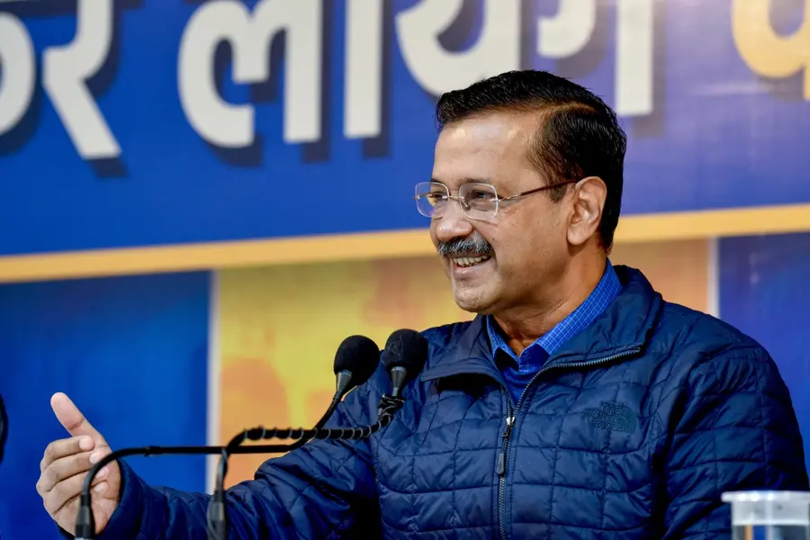 Delhi polls: Sanitation workers to get homes on easy instalments, Kejriwal seeks PM's help | WATCH