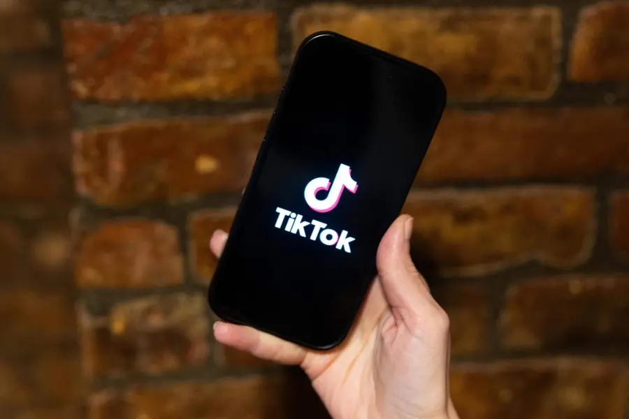 Tiktok's US shutdown threat: White House calls it a 'stunt' as deadline approaches