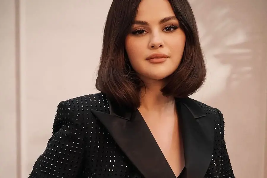 LA wildfires: Selena Gomez supports firefighters, victims with food donations