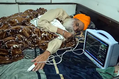 Farmers' fast-unto-death intensifies; 111 join Dallewal’s protest