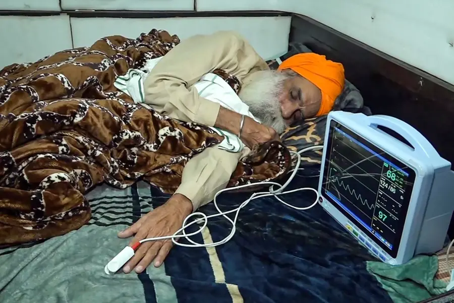 Farmers' fast-unto-death intensifies; 111 join Dallewal’s protest