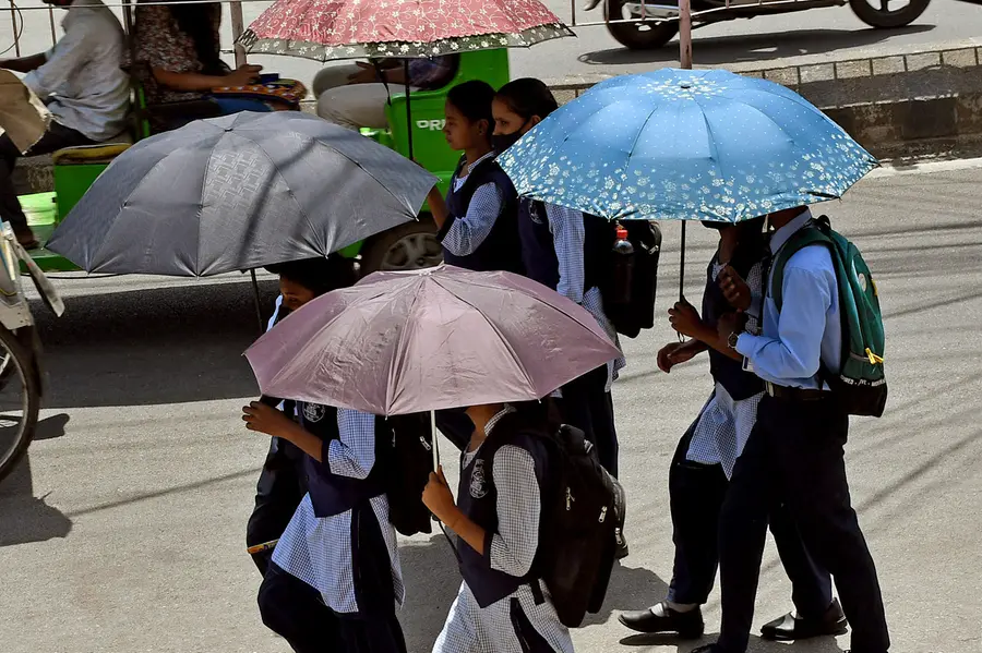 India's April heatwaves were 30 times more likely due to climate change: Study