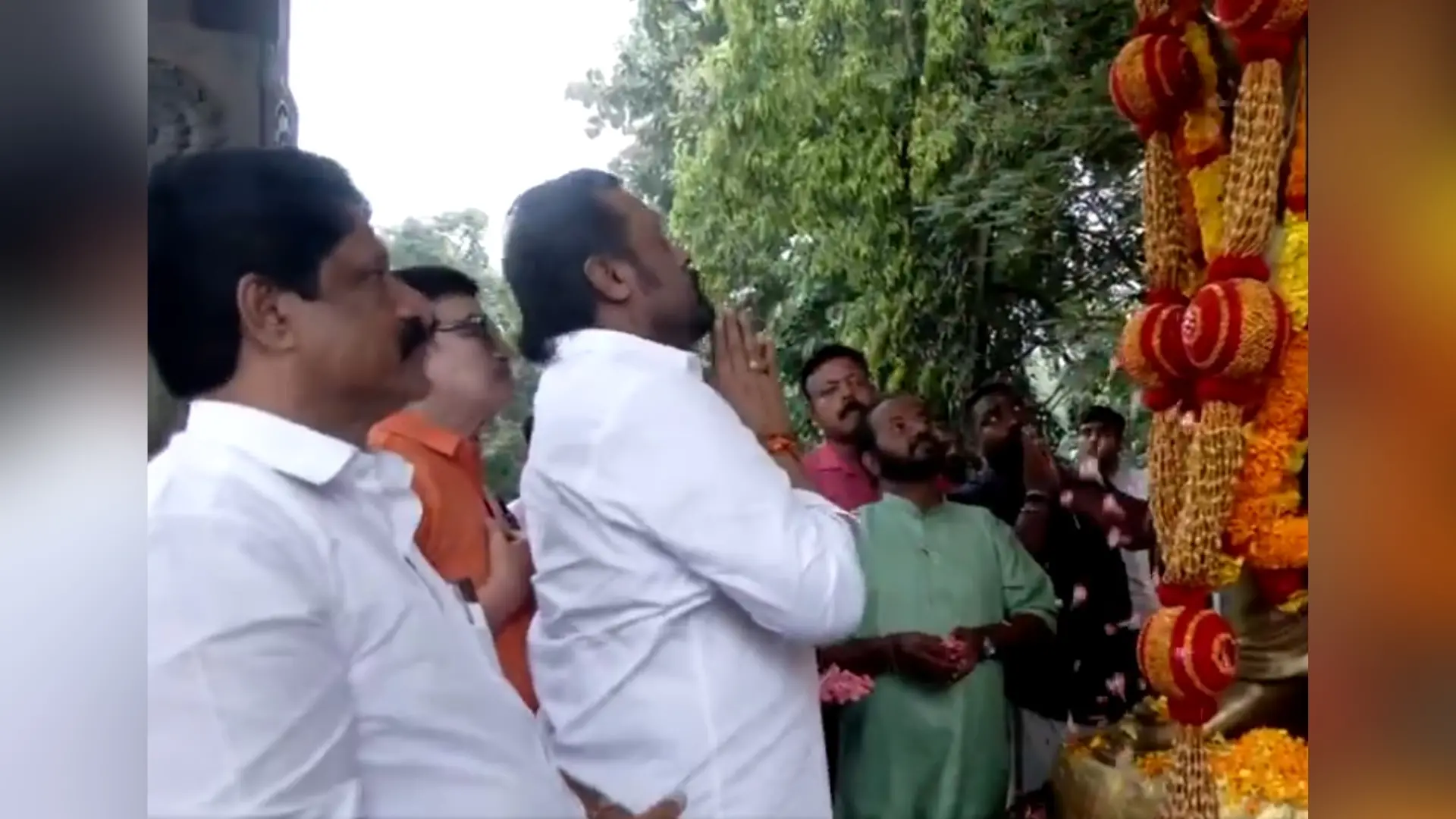 Union Minister Suresh Gopi paying tributes at Swami Vivekananda's statue at Kowdiar Square. | Screen grab: ANI