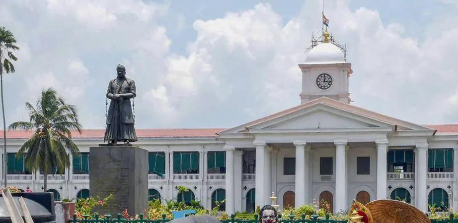 Kerala Secretariat I Photo: PTI
