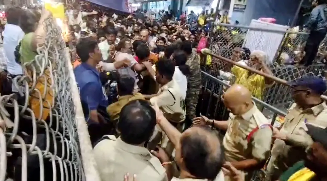 A stampede-like situation occurred at Vishnu Nivasam during the distribution of Tirumala Srivari Vaikuntha Dwara Darshan tokens, in Tirupati on Wednesday. At least 6 devotees died in the incident. | Photo: ANI