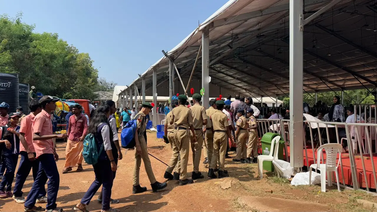 The lunch hour rush at Central Stadium during Kalolsavam 2025