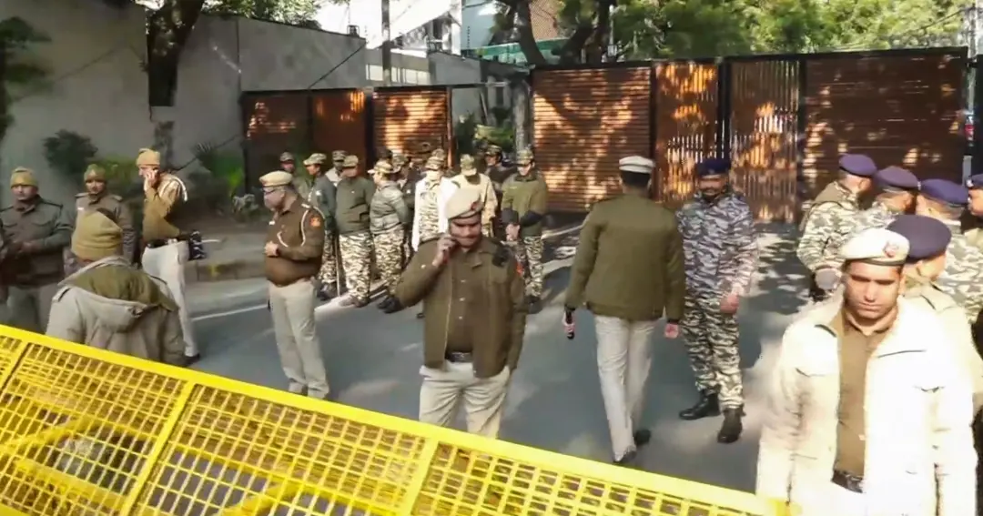 Heavy security at Delhi CM's residence
