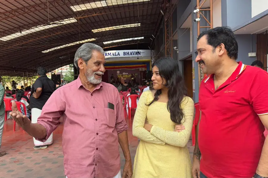 Legacy woven in words and melody: A young girl's journey into the heart of 'Kadhaprasangam'