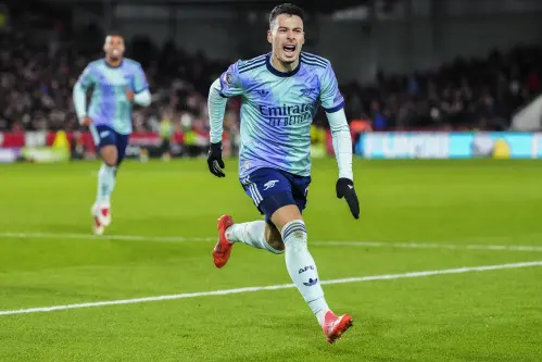 Arsenal moves up to 2nd place in Premier League with 3-1 win over Brentford