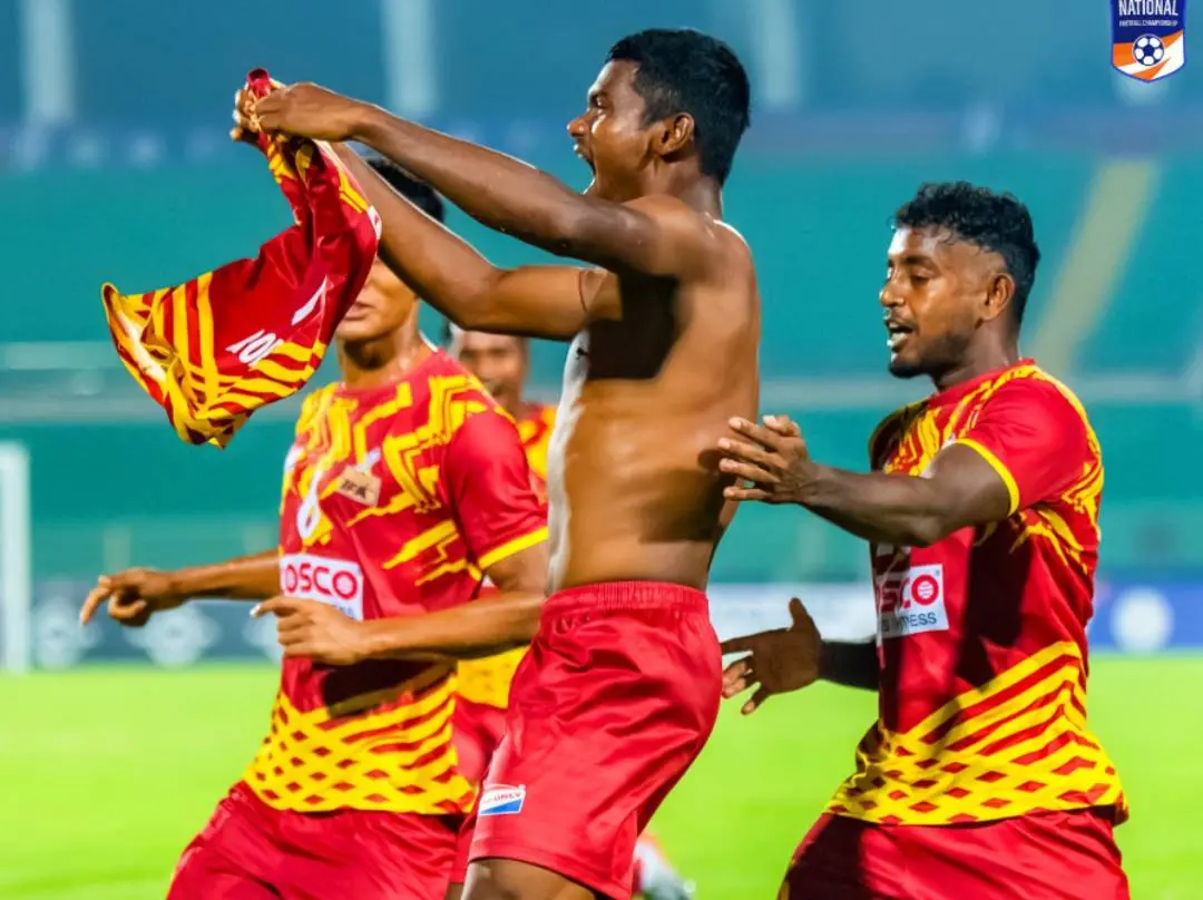 West Bengal celebrates their winning goal during the injury time | Photo: x/indian football