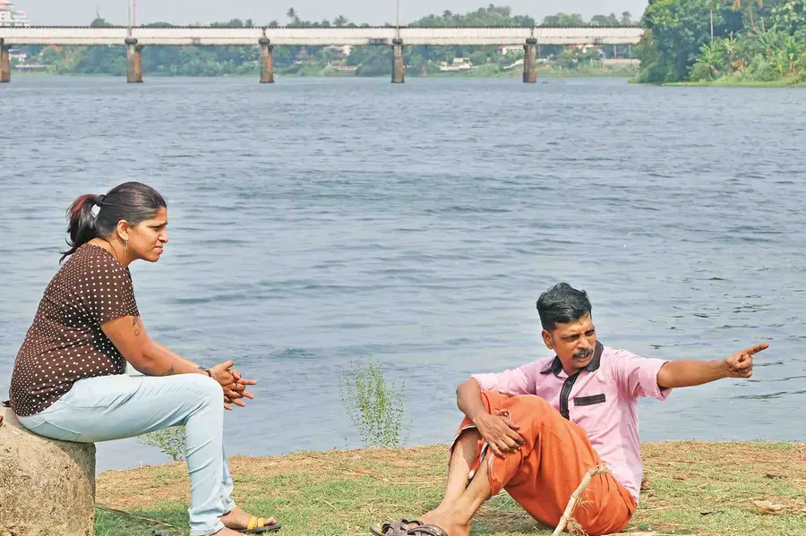 Aluva residents Vinu, Rinku unite to provide dignified resting place for unclaimed bodies
