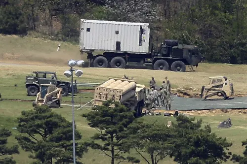 U.S. Army soldiers install the THAAD| AP File Photo