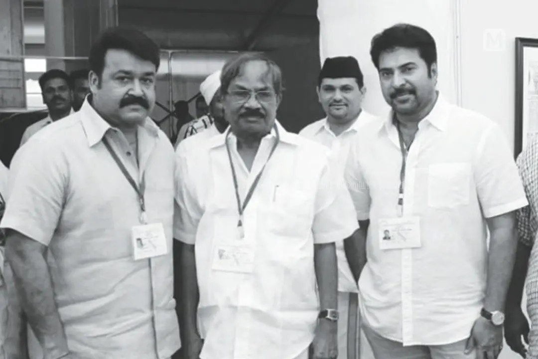 M.T. Vasudevan Nair with Mohanlal and Mammootty | Photos: Mathrubhumi