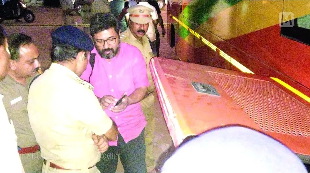 Dr. Sujith Sreenivasan, head of the forensic department at Kozhikode Medical College, inspects the generator cabin of the caravan | Photo: Mathrubhumi