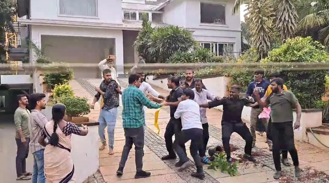 A group of protestors at the residence of Telugu actor Allu Arjun | Photo: PTI