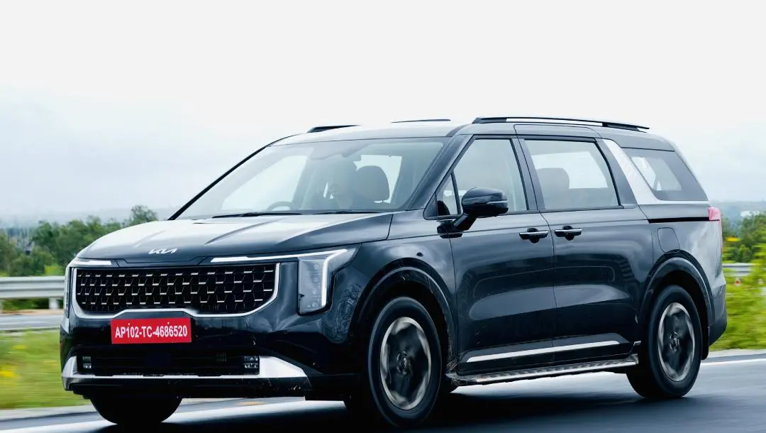 2024 കിയ കാര്ണിവല് ലിമോസിന് | Photo: Kia India