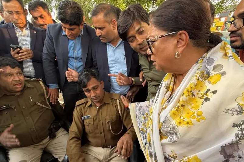 Vehicle in Vasundhara Raje's convoy overturns in Rajasthan; 3 cops injured