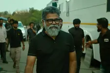 പുഷ്പ 2 പ്രദര്‍ശനം; പരിക്കേറ്റ കുട്ടിയെ കണ്ട് അഞ്ചുലക്ഷം രൂപ വാഗ്ദാനം ചെയ്ത് സംവിധായകന്‍