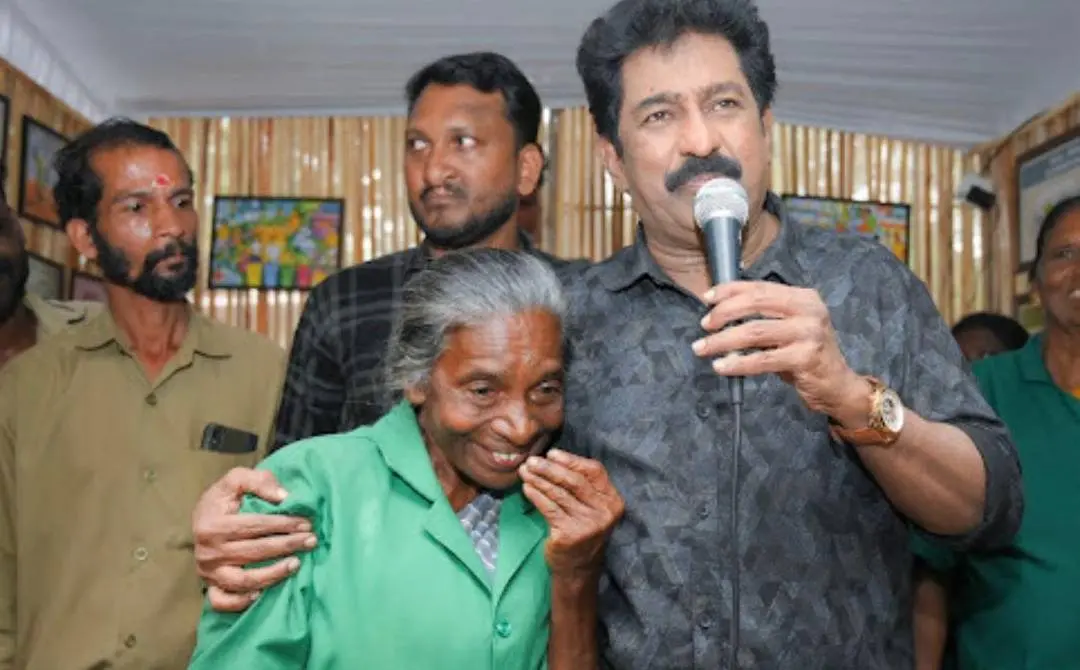 Kerala State Film Academy chairman Premkumar speaking while honouring the sanitation workers during IFFK