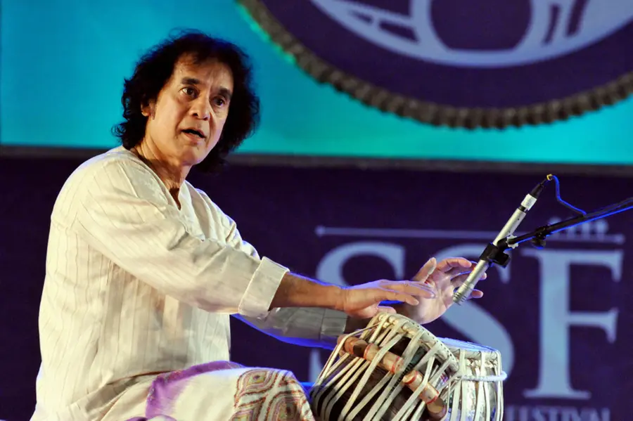 Eating leftovers and sleeping on train floors: The struggles of Zakir Hussain’s early life