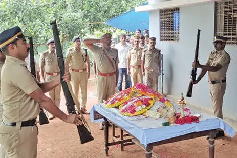 Kerala Police bids farewell to hero dog 'Honey' with full state honours