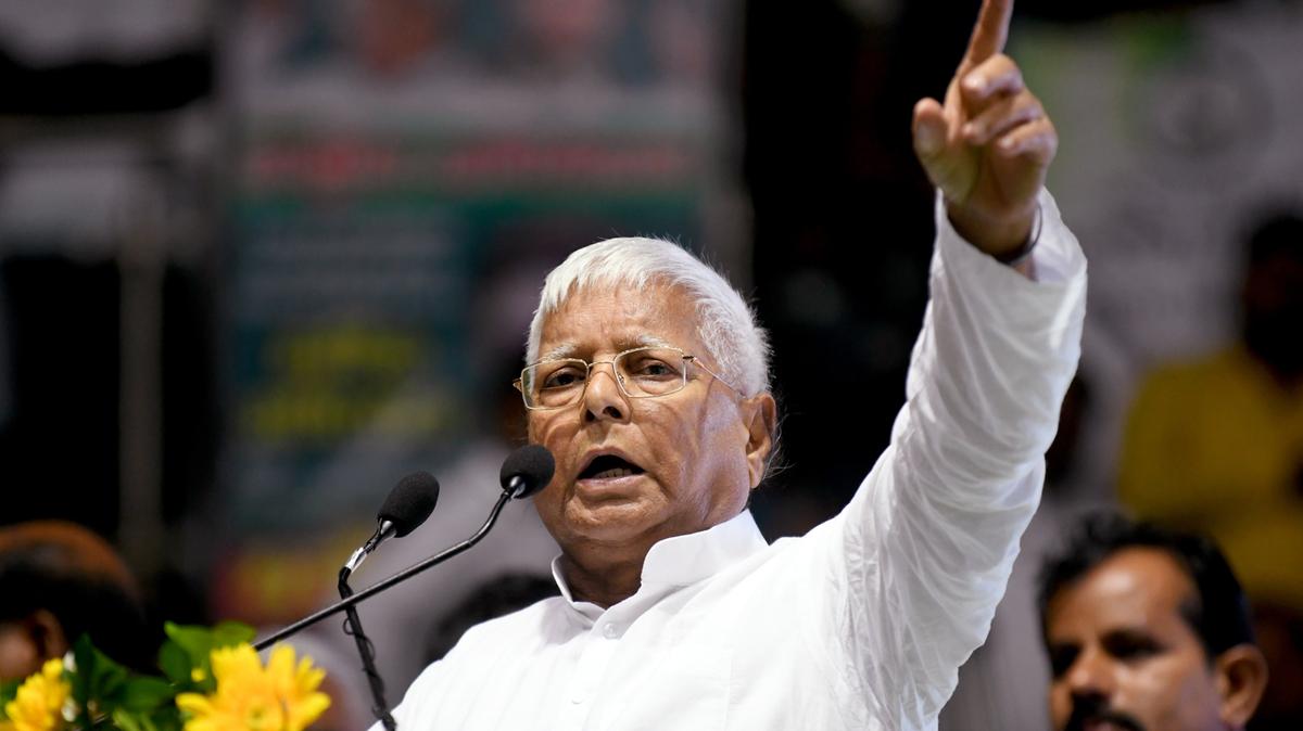 मैं इन लोगों को अकेले ही ले जाता...' लालू यादव ने अस्पताल से भी वक्फ बिल को लेकर भाजपा पर हमला बोला