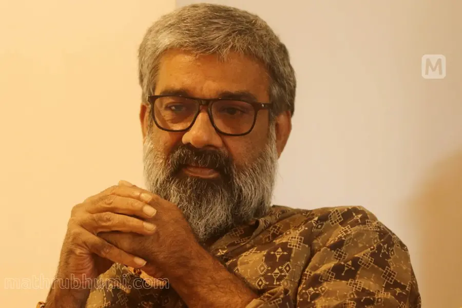 Director Ranjith resigns as chairman of Kerala Chalachitra Academy