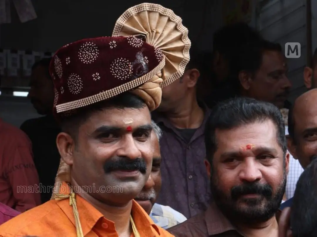 Pooja Bumper Lottery winner Dinesh Kumar