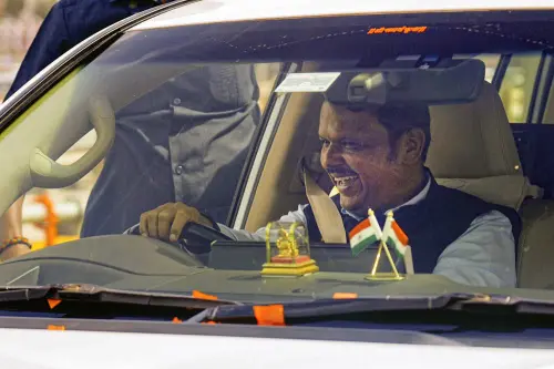 Maha suspense over: Devendra Fadnavis to take oath as CM on December 5