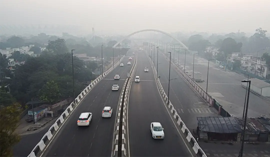A layer of haze covers the area of the Barapullah flyover as the air quality deteriorates, in New Delhi on Thursday | Photo: ANI