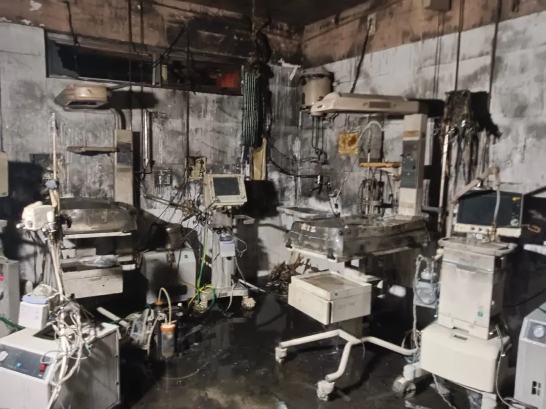 Charred remains inside the NICU are seen after a fire at the Maharani Laxmi Bai Medical College in Jhansi district, early Saturday | Photo: PTI