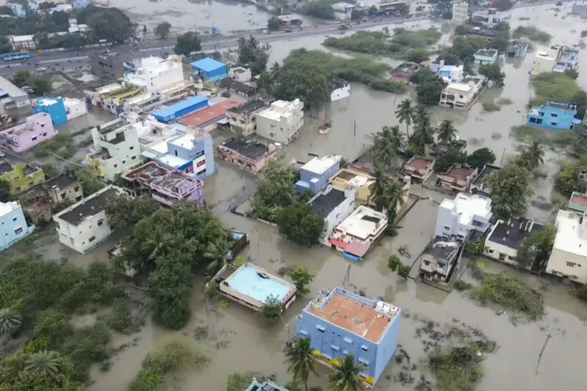 TN's Villupuram hit by severe floods, Railway operations suspended as water levels rise