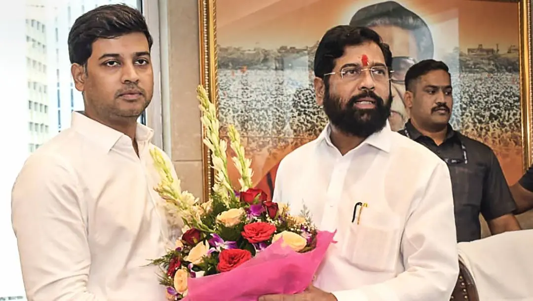 Eknath Shinde with son Shrikant Shinde