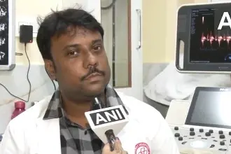 We will not provide any...: Kolkata hospital stops treating Bangladeshi patients in protest | VIDEO