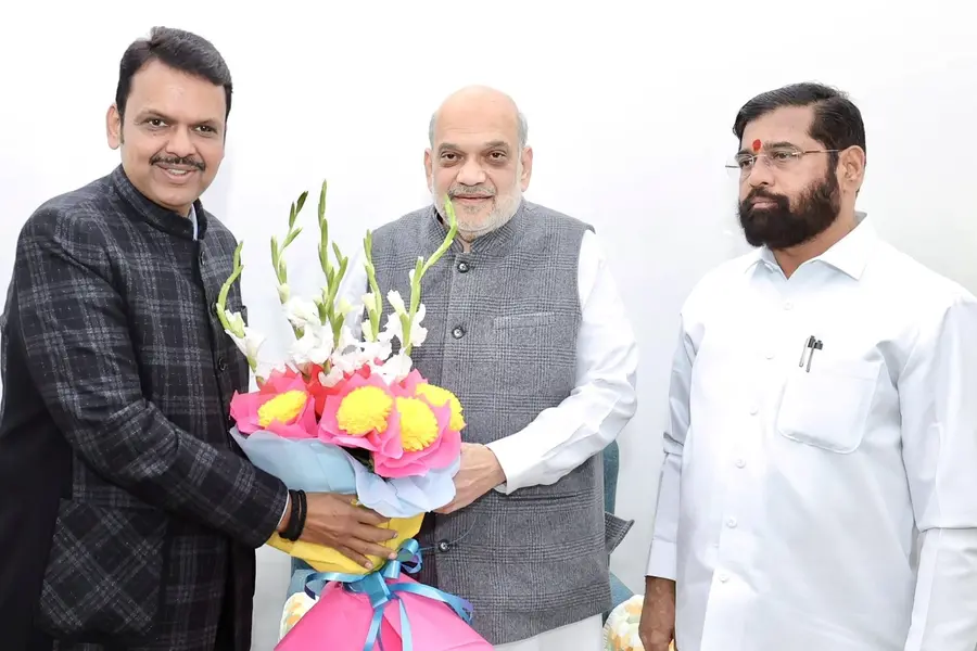 Maharashtra's new govt likely by December 2, Fadnavis poised to be CM after Delhi talks