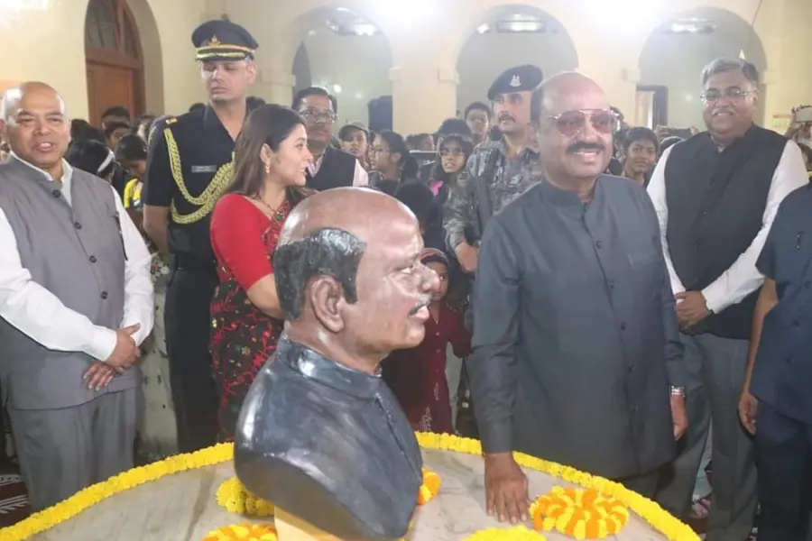 It was a gift, not a stunt: Clarification issued over Governor Ananda Bose statue controversy