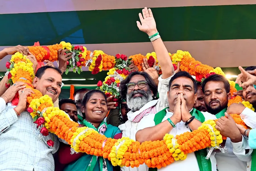 JMM-led alliance returns to power in Jharkhand, Hemant Soren promises 'Abua Raj'