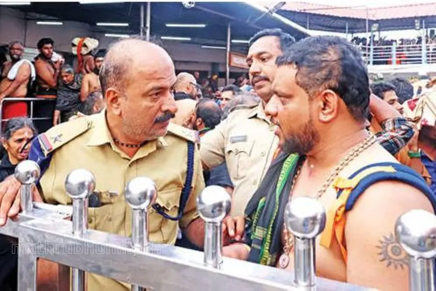 Is that the policeman from films? Devotees at Sabarimala recognize a familiar star!