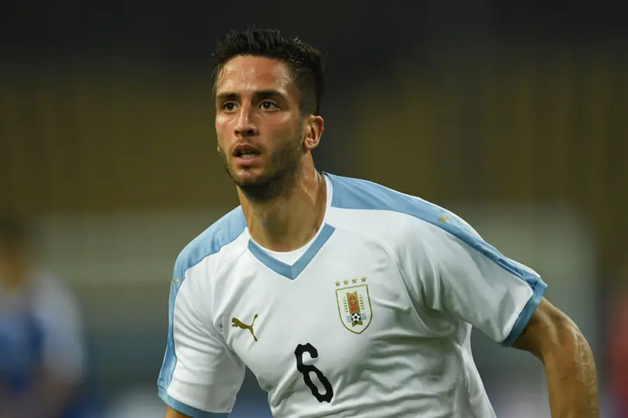 Tottenham midfielder Bentancur banned 7 games, fined $126,000 for racist remarks on S Koreans
