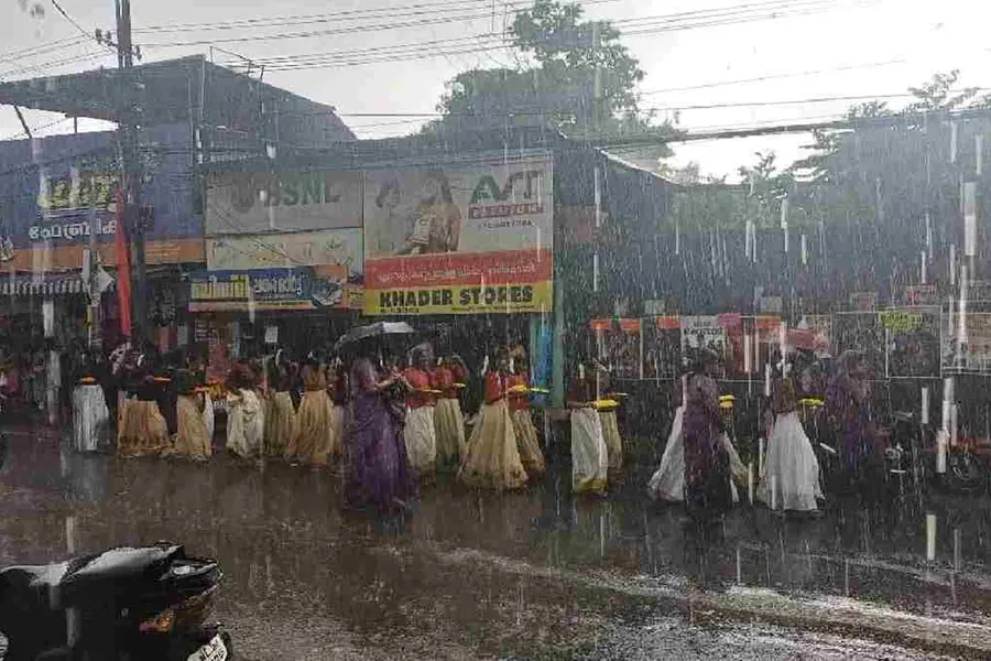 Rain-soaked Children’s Day rally in Neyyattinkara sparks parental backlash | WATCH