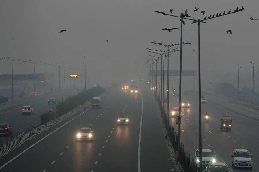 Delhi-NCR engulfed in thick smog as air quality deteriorates; flight operations hit