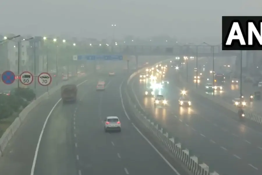 Delhi air quality 'very poor'; Hospitals see spike in patients with respiratory issues