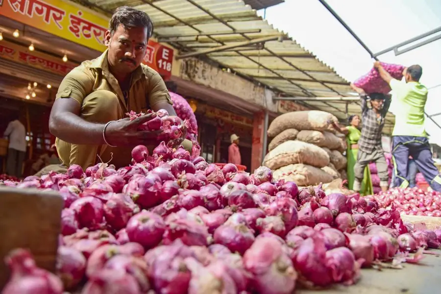 Onions bring tears to customers as prices skyrocket to Rs 100 per kg in Kerala