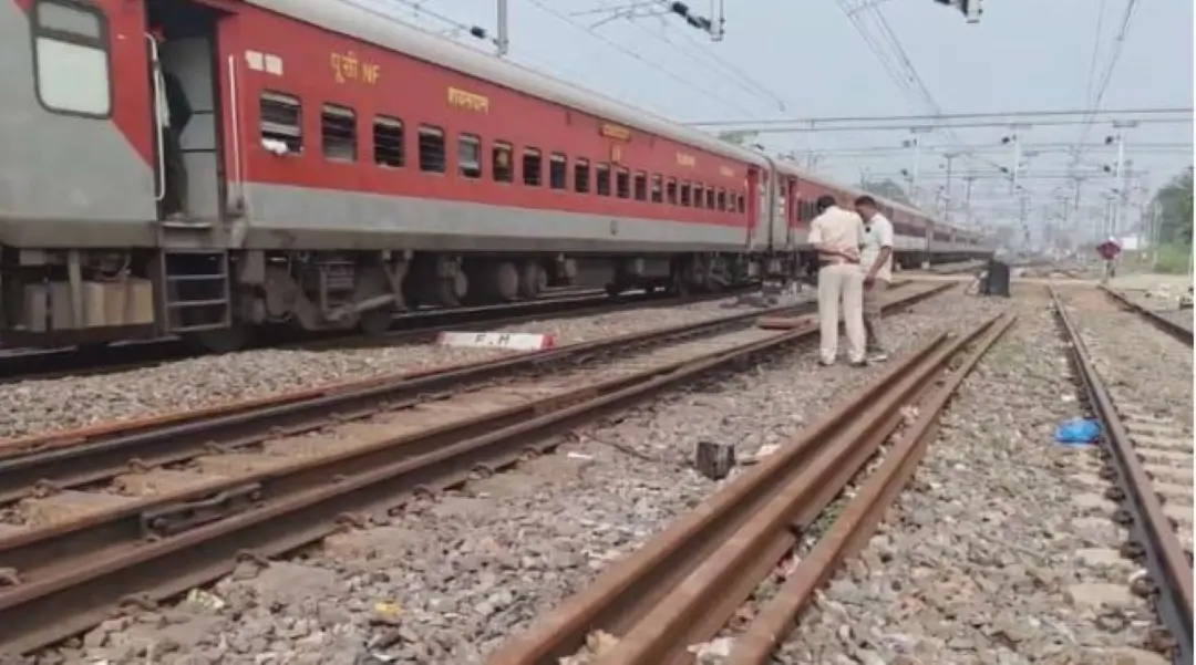 Police officials inspecting the spot at Bhubaneswar in Odisha on Tuesday