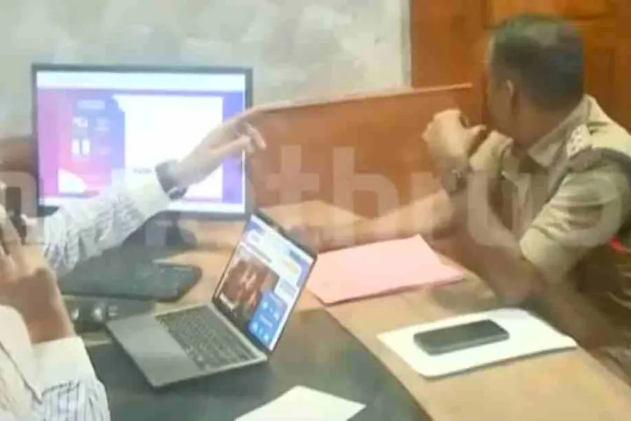 Black money allegations against Congress leaders: Police inspects Palakkad hotel again amid protests