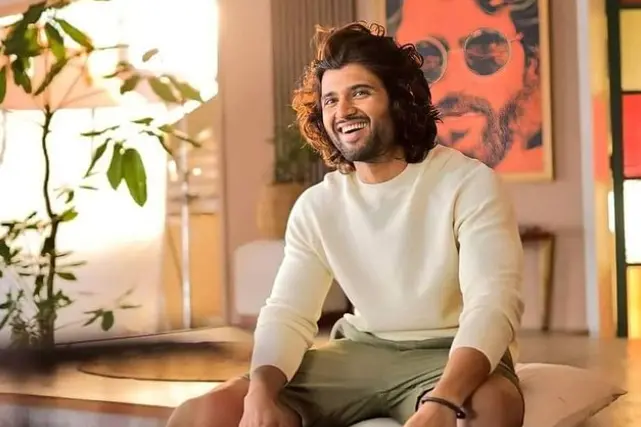 Actor Vijay Deverakonda pushes through injury for VD 12 shoot