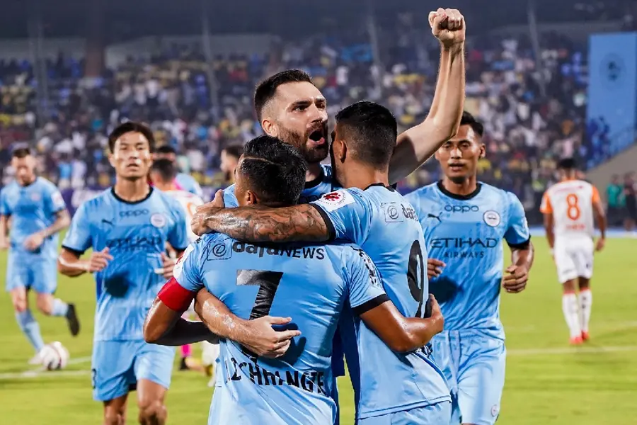 Mumbai City edges past Kerala Blasters 4-2 in thrilling ISL clash