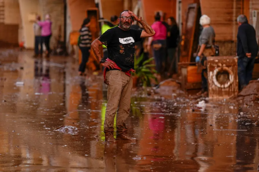 Spain floods: Death toll reaches 95 as heavy rain strikes Valencia, surrounding areas | PHOTOS